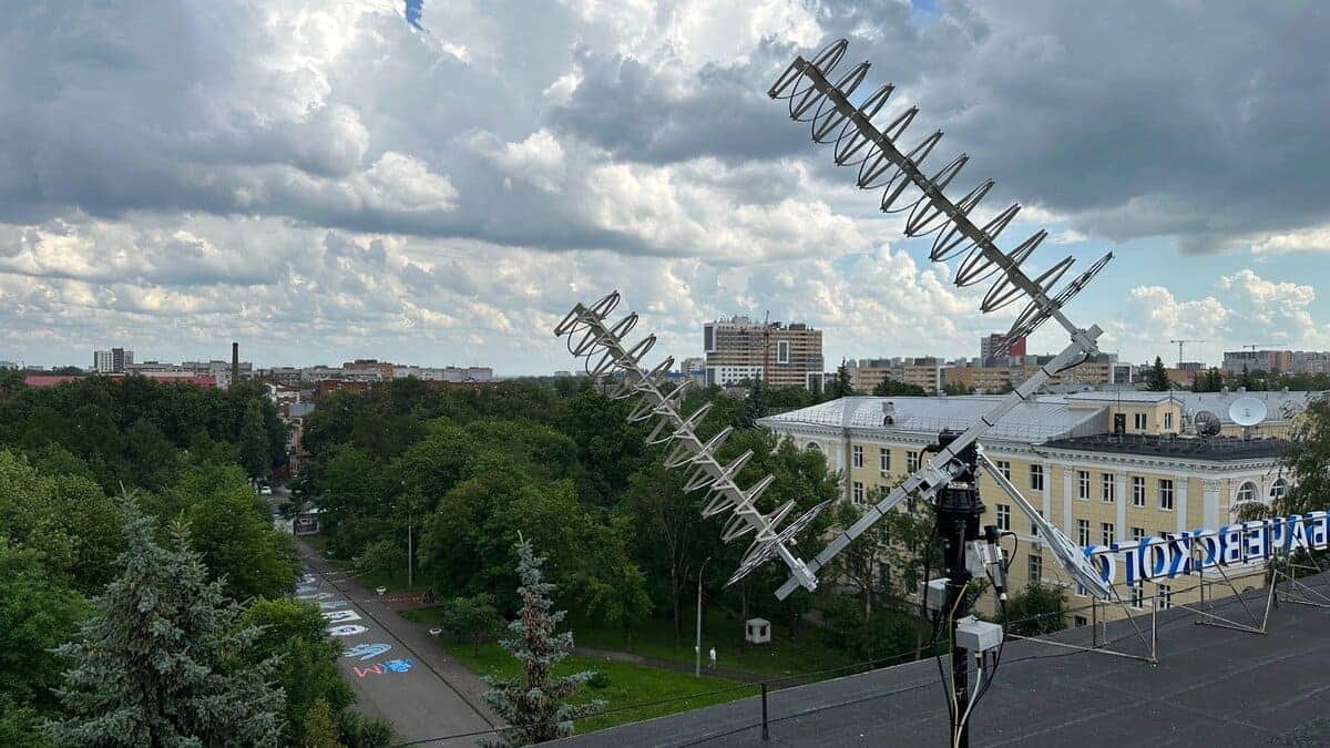 Подробнее о статье Учебную станцию для приёма радиосигналов запустили в ПИШ ННГУ